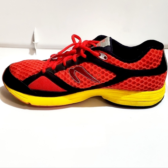 NEWTON GRAVITY PERFORMANCE RUNNING SHOES. MENS Sz:9.5 LIKE NEW. WORN A FEW TIMES - Picture 3 of 12
